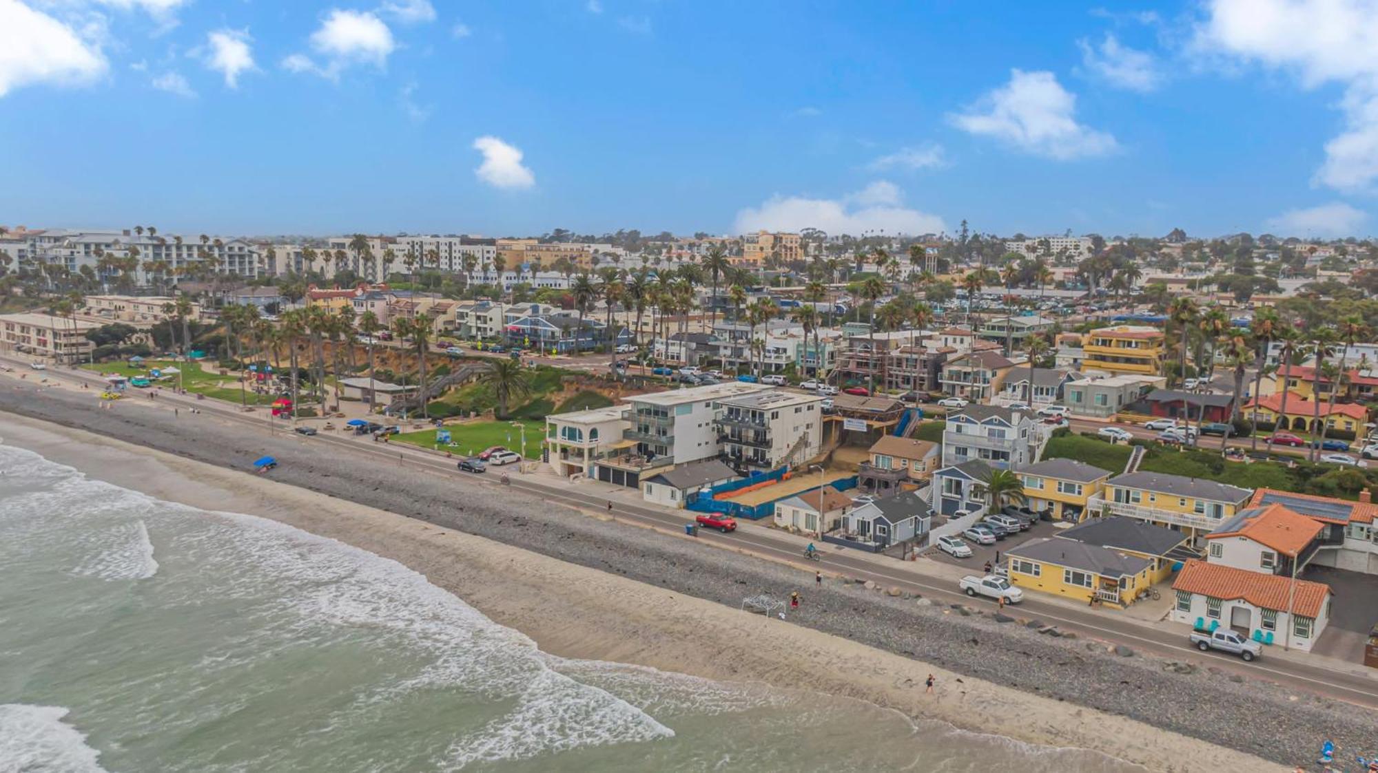 The Shining Sea C Apartment Oceanside Exterior photo