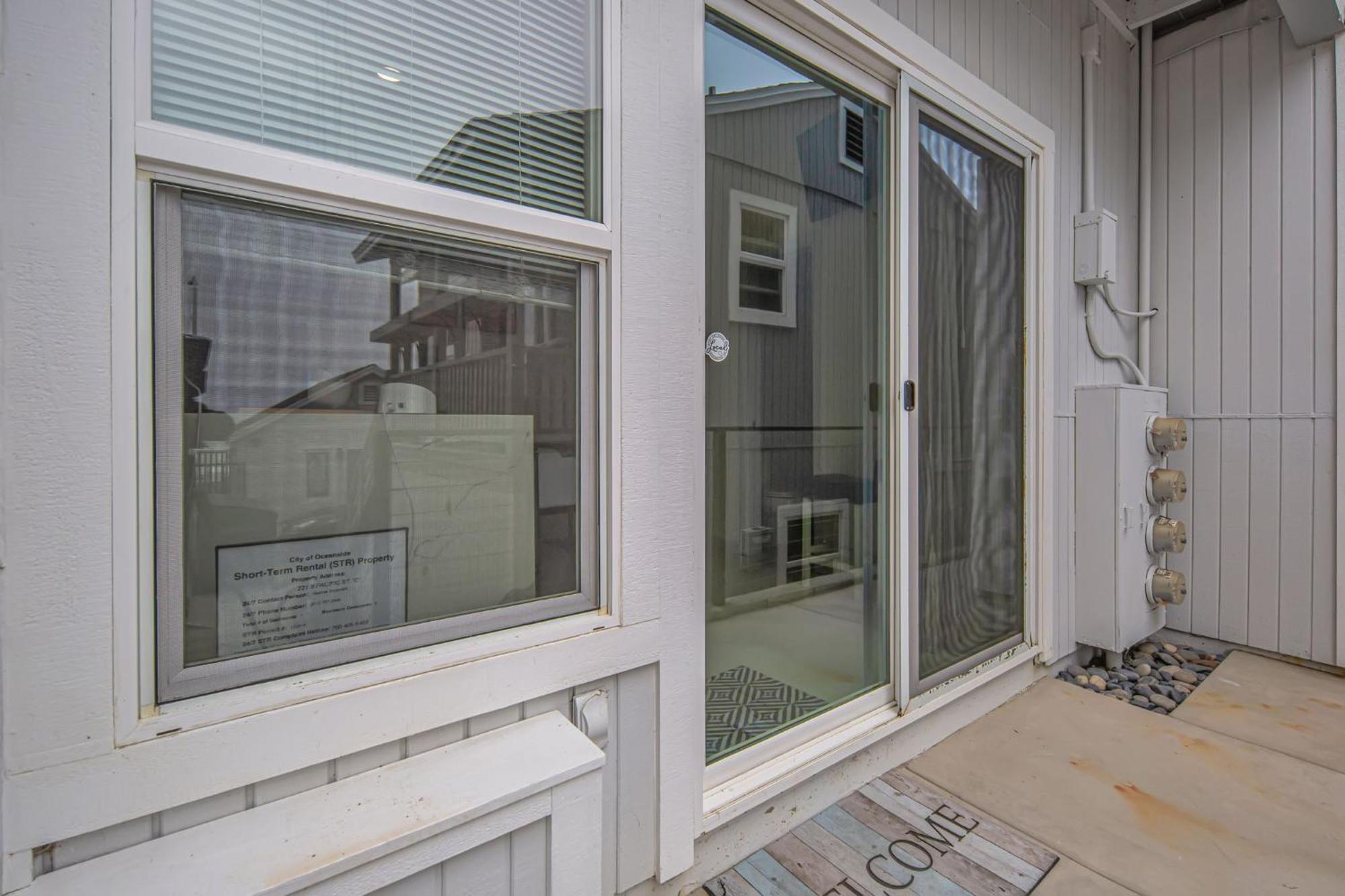 The Shining Sea C Apartment Oceanside Exterior photo